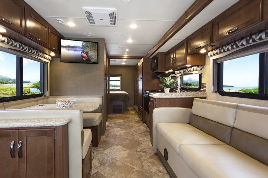 Thor-Ace-interieur-2-1024x682